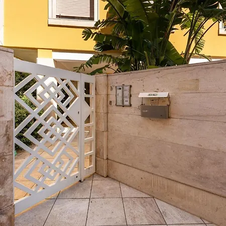 Goldhouse Apartment Cagliari